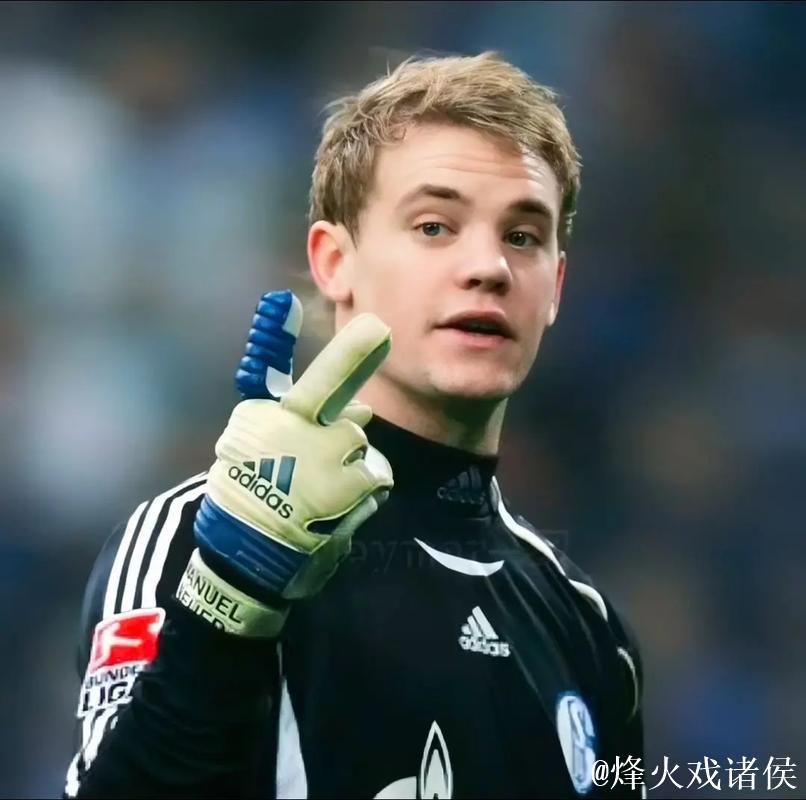 诺伊尔第534次亮相德甲，追平伊梅尔创门将出场纪录